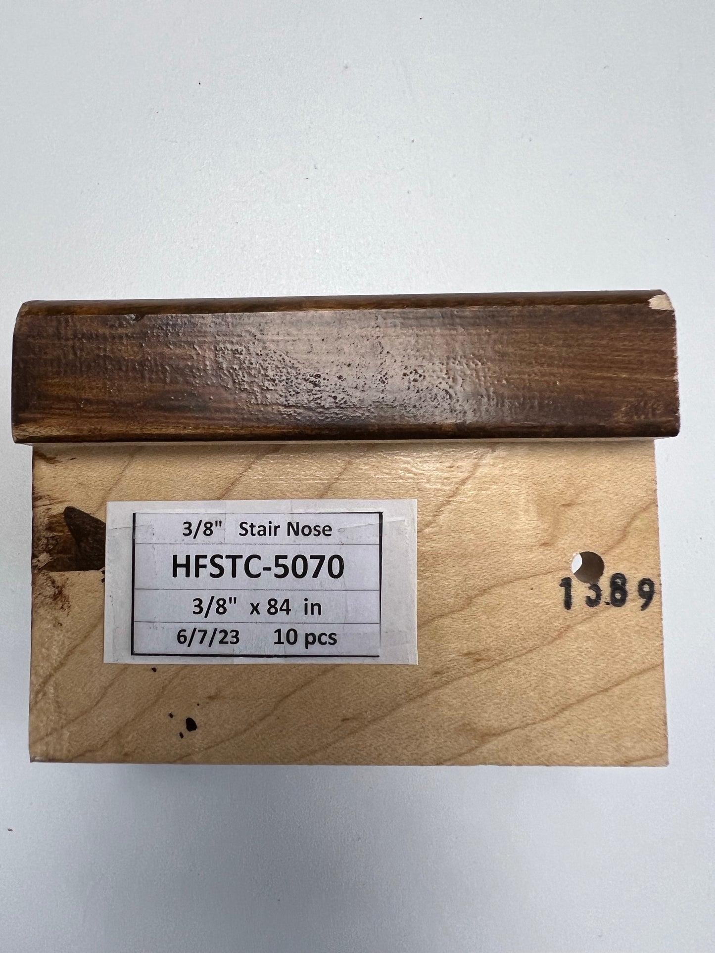 Mohawk Stair Nose_Solid Wood HFSTC-5070 Chestnut Natural