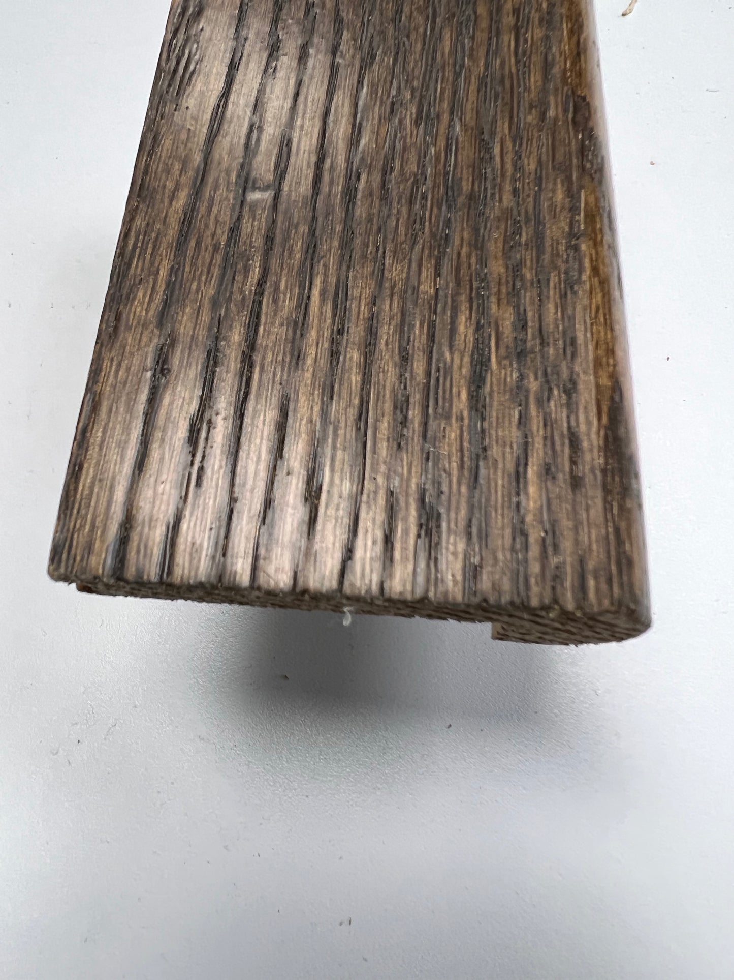 Stair Nose_Solid Wood 38305 Red Oak Rawhide