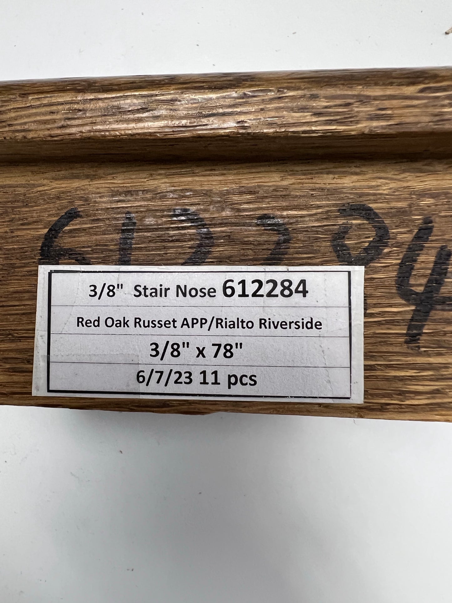 Stair Nose_Solid Wood 612284 Red Oak Russet