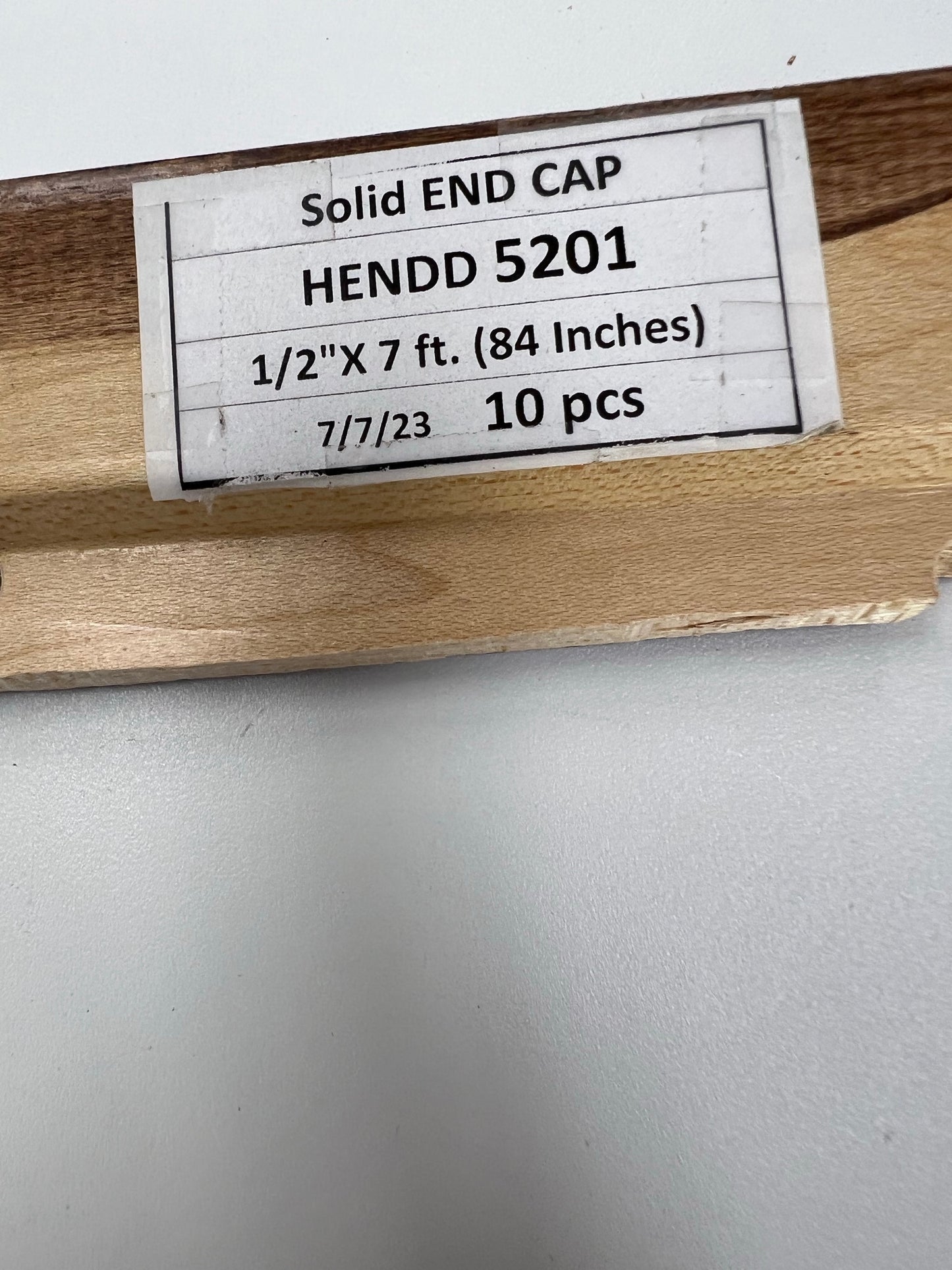 Mohawk Threshold End Cap _ Solid Wood HENDD-5201 Molasses Maple