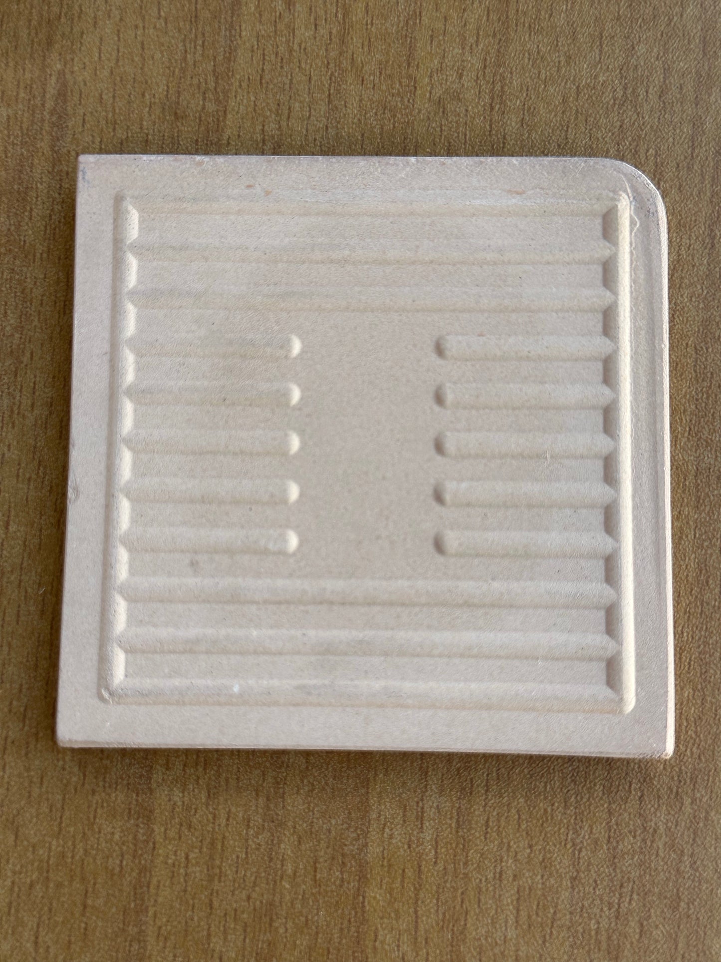 Mohawk TILE: T0753-CU02 SN4389 BLNSE OUTCRNR 3X3 LIGHT BEIGE