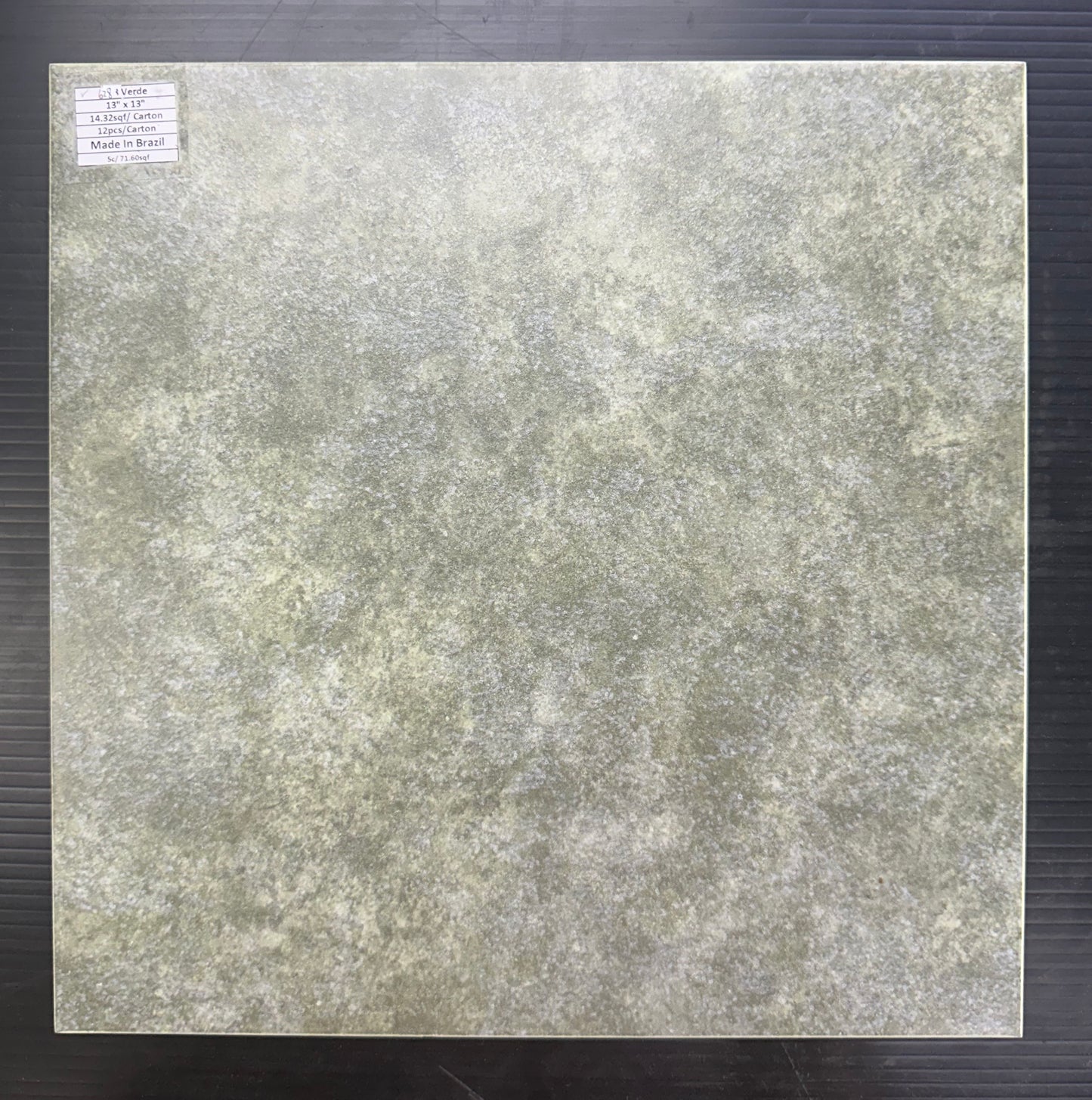 Mohawk TILE: T645-628 FT 13X13 PEDRIZA II VERDE