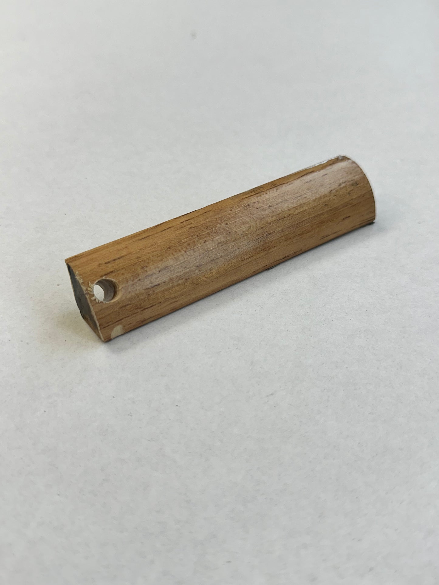 Mohawk Quarter Round _ Solid Wood HQRTA-5014 Mocha Hickory