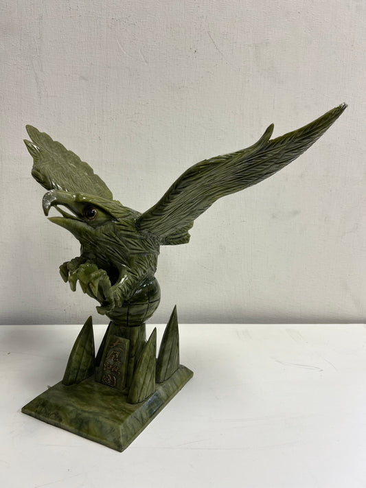 Rare Oriental Jade Stone Eagle Art Statue Centerpiece SP5