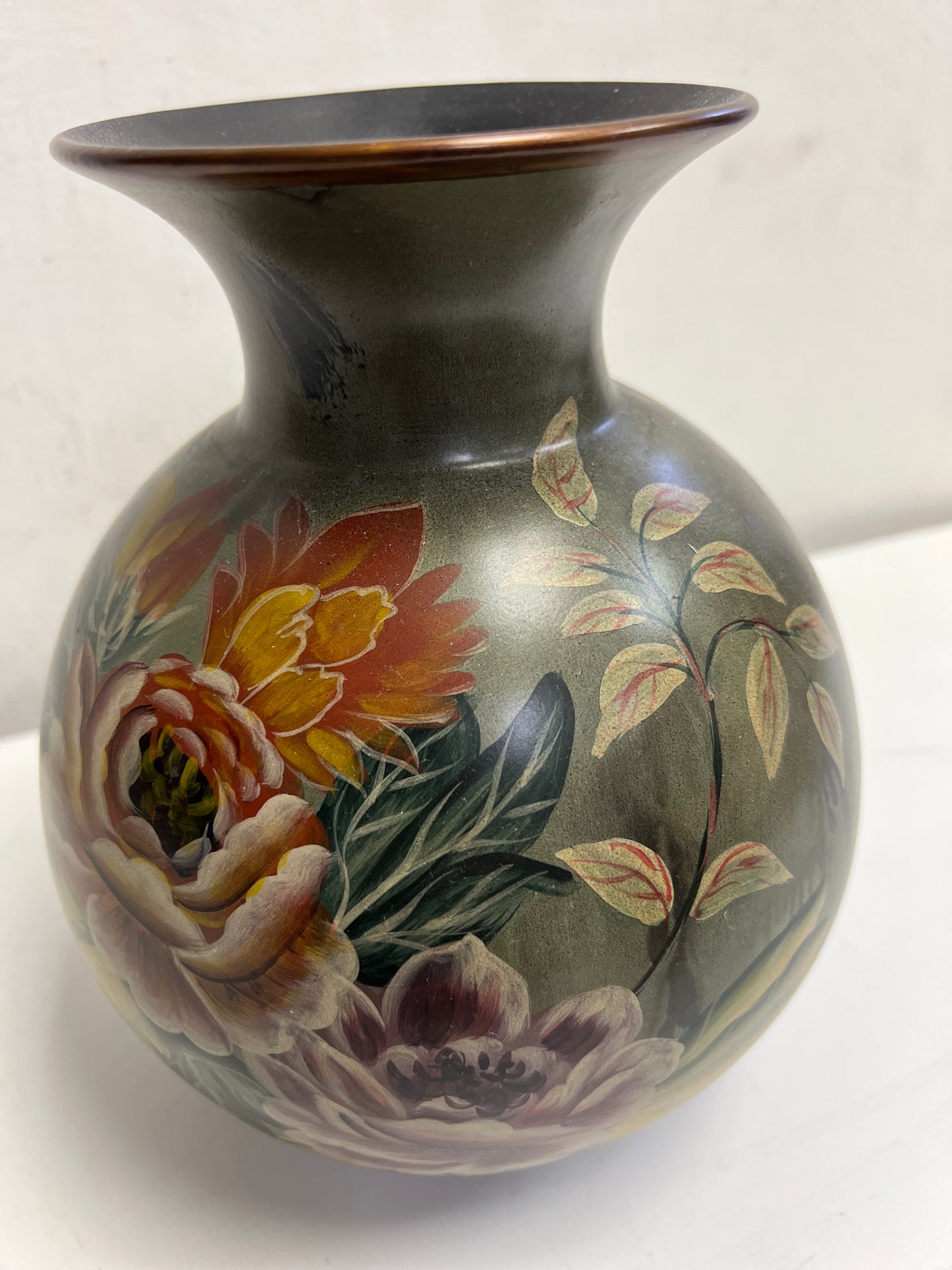 Vintage Hand Painted Floral Ceramic Vase  SP13